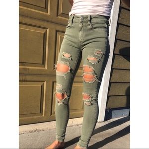 American Eagle skinny jeans